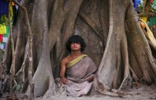 „Buddha Boy” – Baiatul cu puteri divine