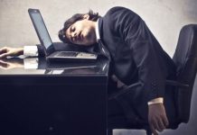 Cele CINCI motive pentru care ar trebui sa tragi un pui de somn zilnic