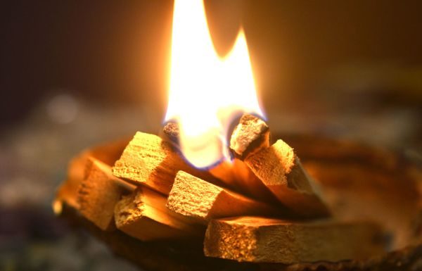 Cele CINCI ritualuri care pot indeparta energia negativa din casa ta
