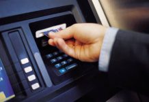 Iata cum cineva iti poate fura codul PIN fara sa bagi de seama