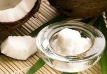 Cele CINCI uimitoare utilizari ale uleiului de nuca de cocos