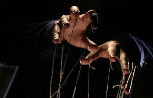 Cele OPT caracteristici ale persoanelor obsedate de control
