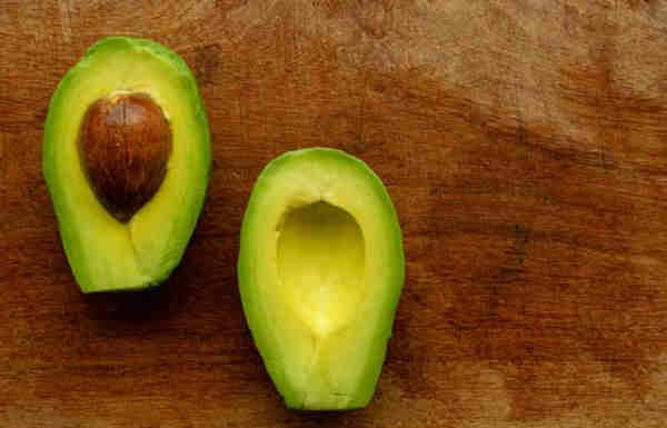 Iata ce se intampla daca mananci un avocado in fiecare zi!