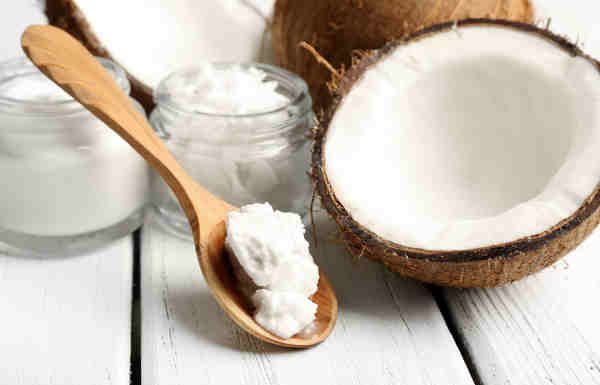 Cele 20+ de utilizari medicinale si beneficii ale uleiului de nuca de cocos